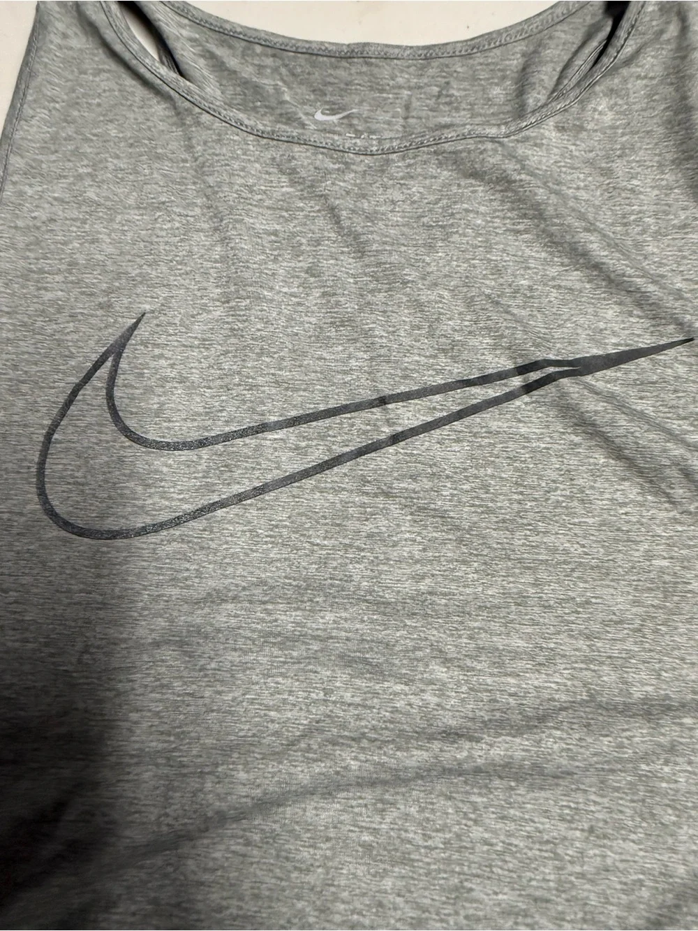 Nike Women’s Grey Athletic Tank Top with Swoosh Size Small EUC